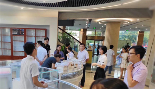 ���ڽ����ۿ�ҽԺ��12��15����ʽ��ҵ��